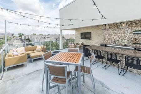Paradise Cozysuites With Pool And Jacuzzi 11 Phoenix Buitenkant foto